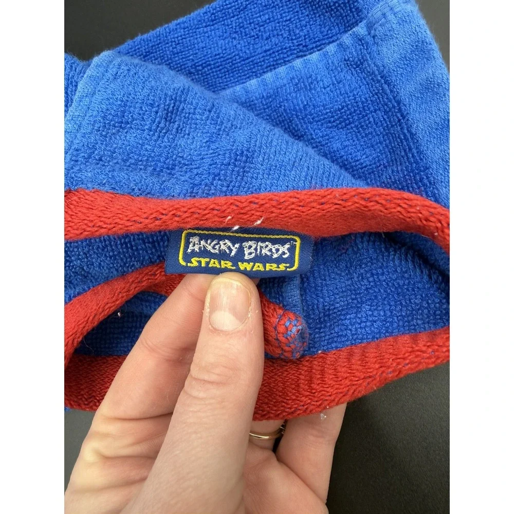 ANGRY BIRDS STAR WARS 2012 LOT OF 2 CHEWBACCA HAND TOWELS 16